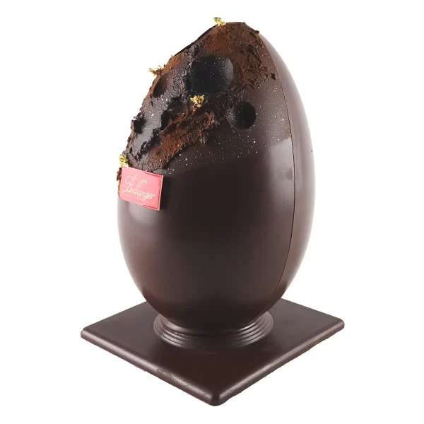 OEUF DECOR NOIR T4